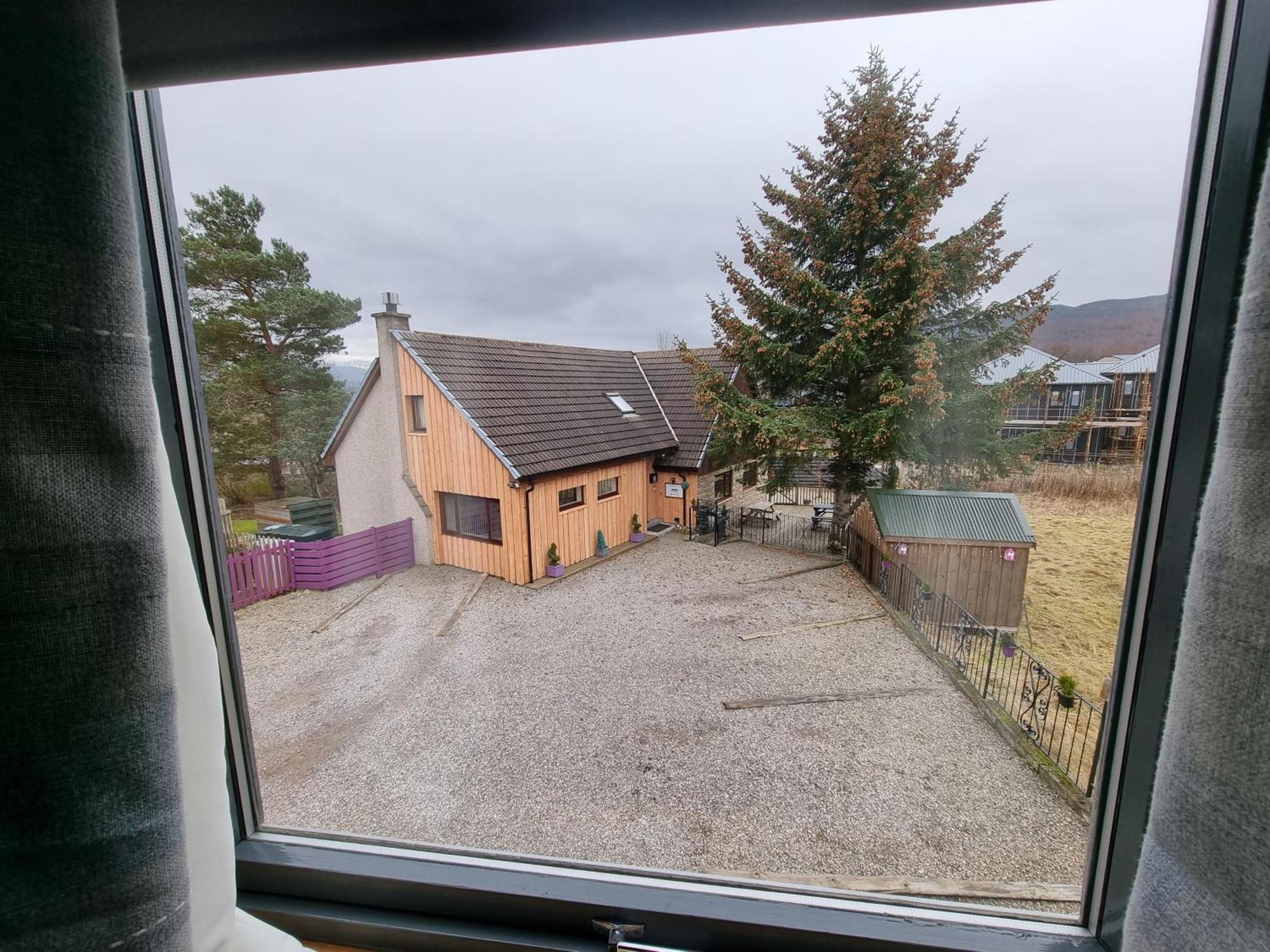 Carn Mhor Bed And Breakfast Aviemore Phòng bức ảnh