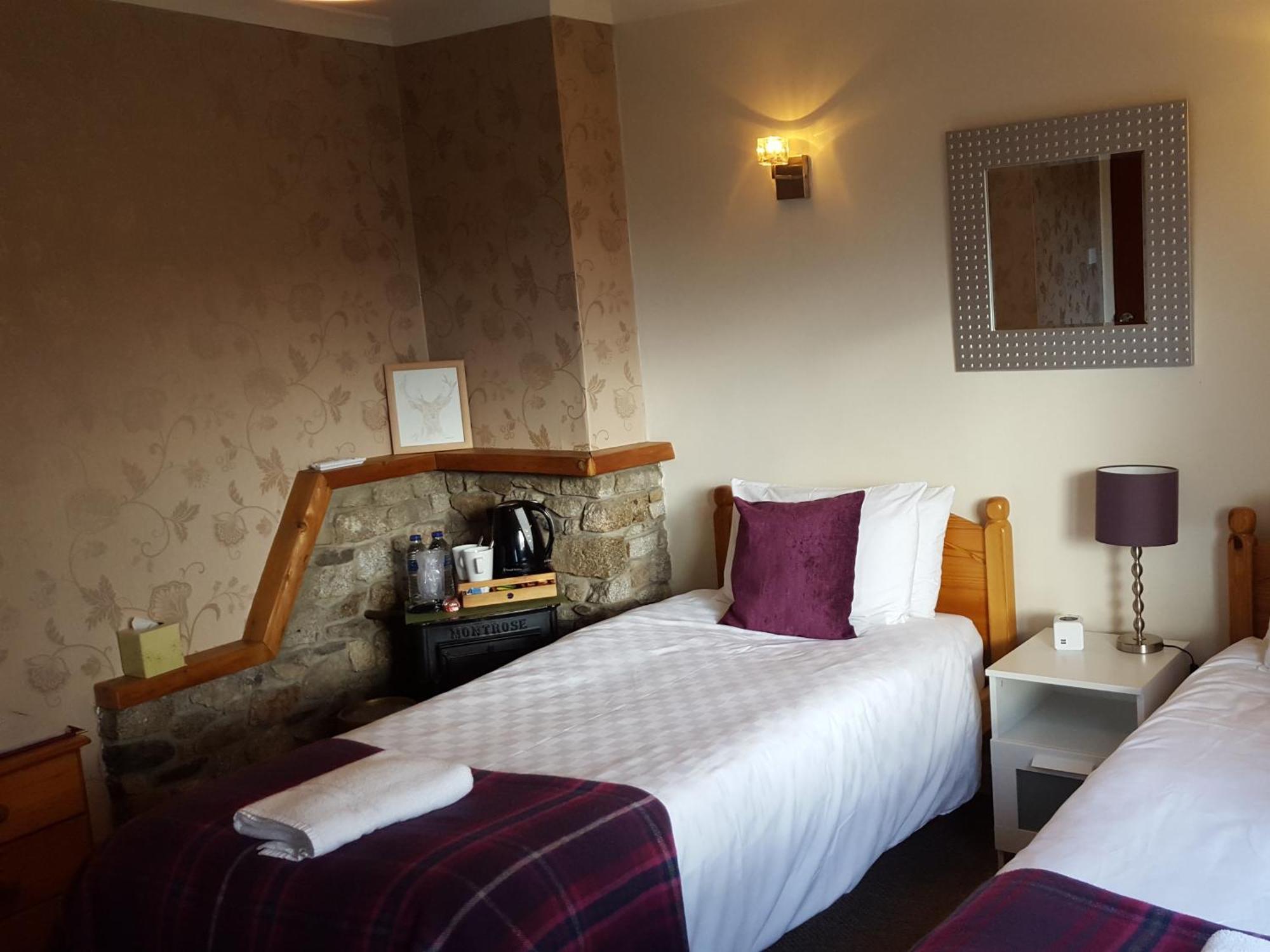 Carn Mhor Bed And Breakfast Aviemore Phòng bức ảnh