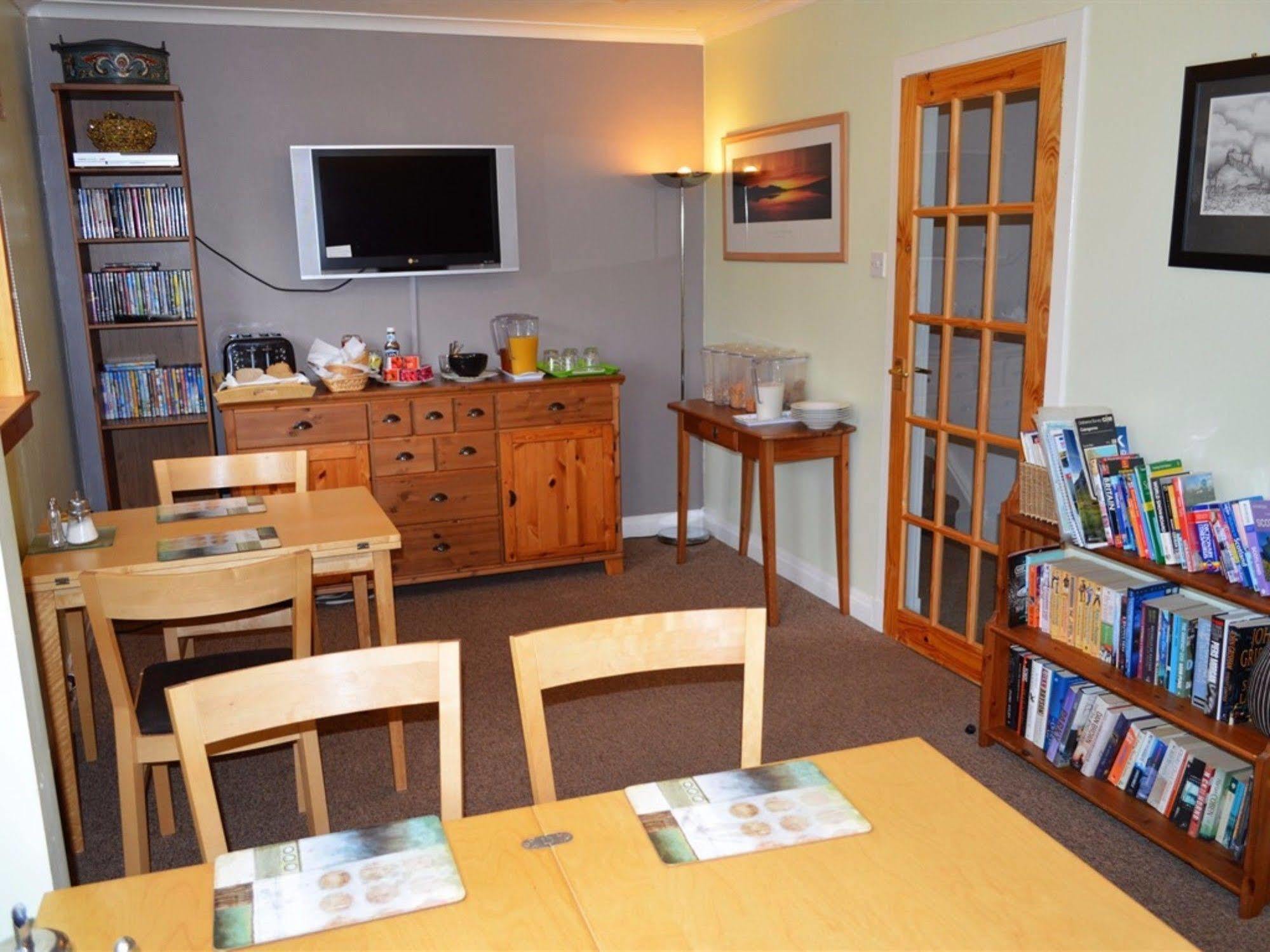 Carn Mhor Bed And Breakfast Aviemore Ngoại thất bức ảnh
